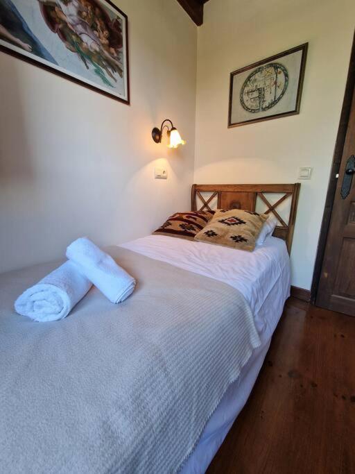 14A04 Casa De Piedra Colunga Villa ภายนอก รูปภาพ